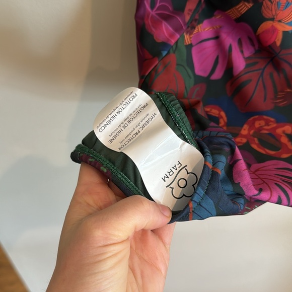 NWOT Farm Rio Sweetheart One-Piece Swimsuit XS - Picture 7 of 9